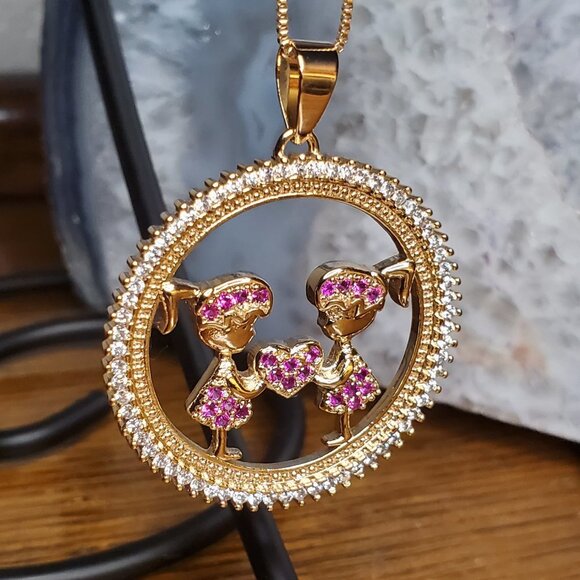 Mother's Day Necklace - Two Pink Girls in Circle - Picture 1 of 6